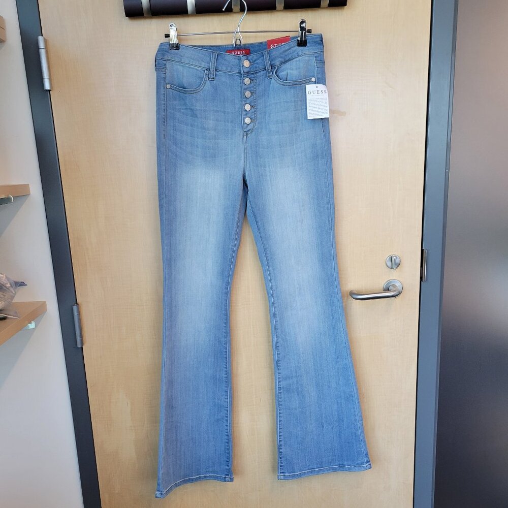 NWT Guess Kirica Button Front Flare Jeans